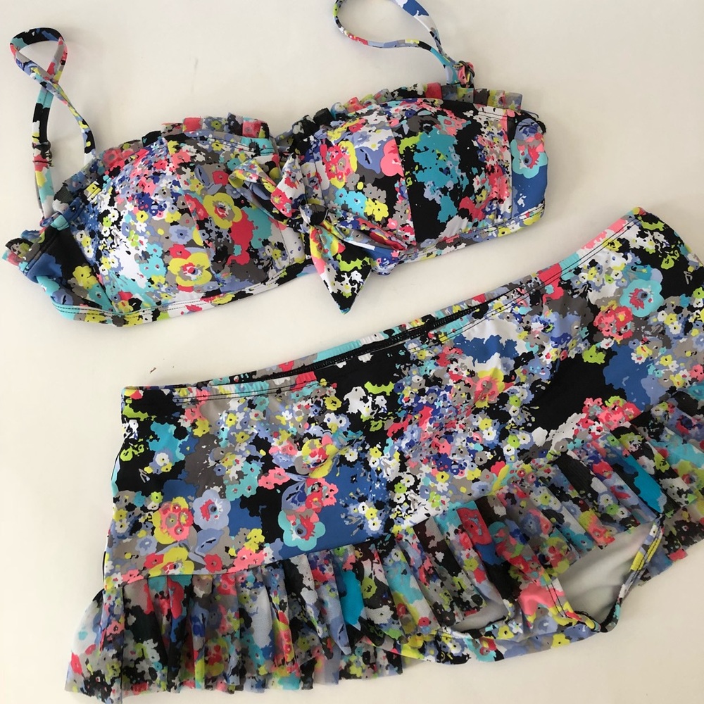 Kenneth Cole Swimsuit